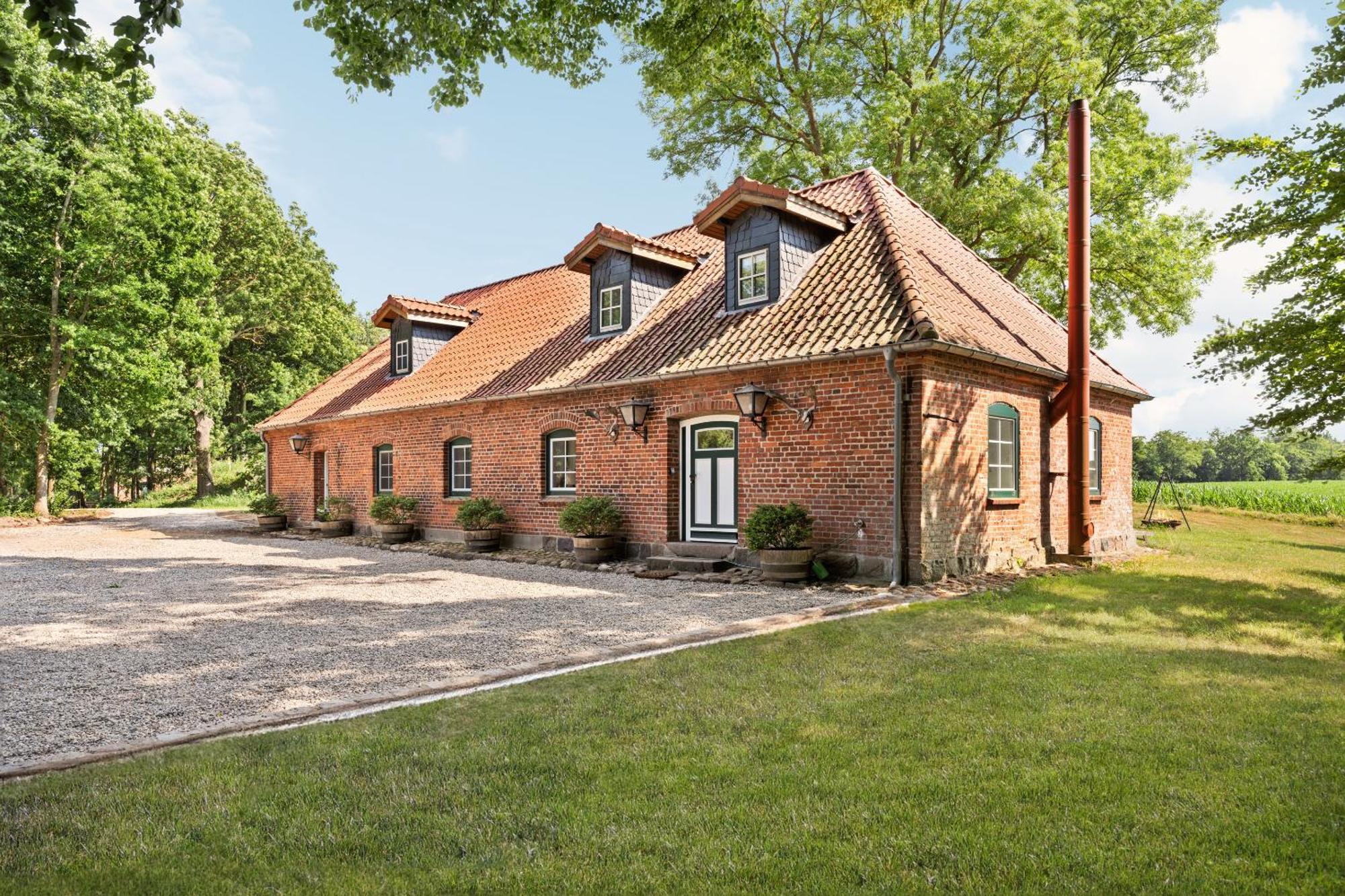 Ferienhaus "Altes Backhaus" - Gut Kletkamp Экстерьер фото